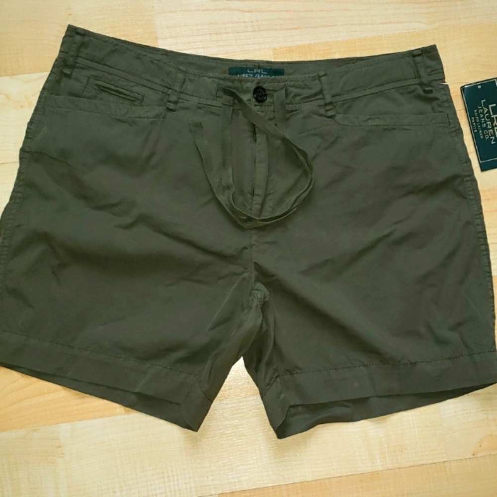 NWT  Women's Lauren Ralph Lauren Shorts